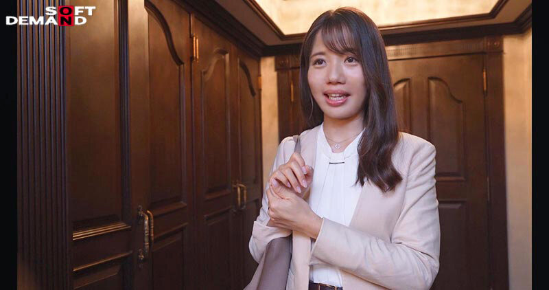 漂う気品と溢れる母性 家庭も仕事も順風満帆なキャリアママ 常葉遥 35歳 AV DEBUT 11枚目