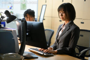 真木今日子 「アンタの奥さん、最高だったよ」3ヶ月で辞めた新入社員の退職届に書かれた想定外のNTR話 真木今日子 jur00918